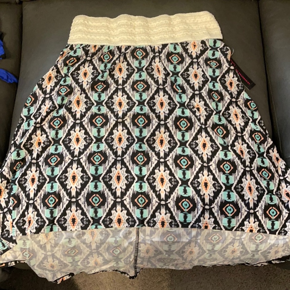 Skirt NWT